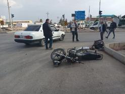 TIR'la çarpışan motosikletli ağır yaralandı