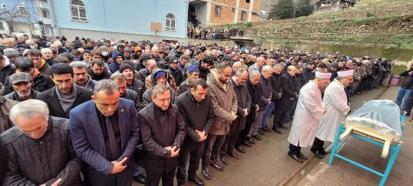 Paris'te öldürülen üniversiteli Akın'ın cenazesi Trabzon'da (2)