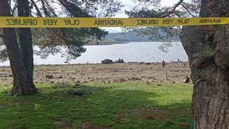 Bolu'da gölette tekne battı: 1 kişi kayboldu