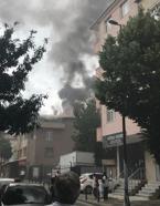 Ümraniye'de mahalleliyi sokağa döken yangın