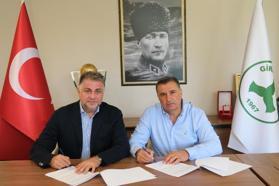 Giresunspor, teknik direktör Mustafa Kaplan ile 1 yıllık sözleşme imzaladı