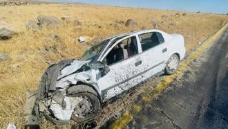 Şanlıurfa'da otomobille kamyonet çarpıştı: 9 yaralı