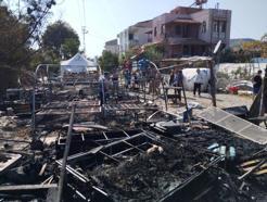 Hatay'da, çadırları yanan depremzede aileye kaymakamlıktan konteyner desteği