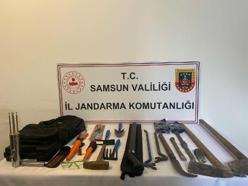 Kaçak kazı yapan 3 kişi suçüstü yakalandı