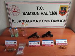 Samsun’da uyuşturucu kullanan 2 kişinin evine operasyon