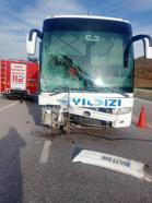 Samsun’da otomobil yolcu otobüsüyle çarpıştı; 2 ölü, 3 yaralı / Ek fotoğraflar