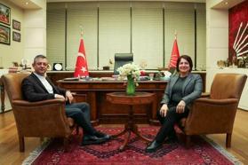 Belediye Başkanı Erdoğan, CHP Genel Başkanı Özel'i Nergis Festivali'ne davet etti