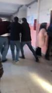 Okulu basıp, öğretmenleri dövdüler