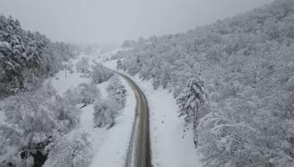 Bilecik’te kar yağışı; 24 köyün yolu kapandı