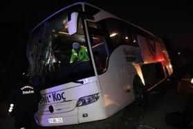 Afyonkarahisar'da otobüs şarampole devrildi; 6 yaralı