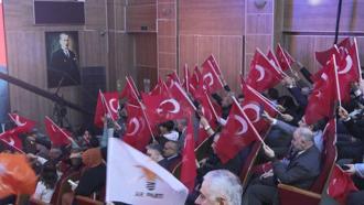 AK Parti Bayrampaşa Belediye Başkan Adayı Bayraktar projelerini anlattı
