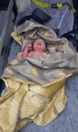 Silopi'de cami avlusuna terk edilmiş kız bebek bulundu