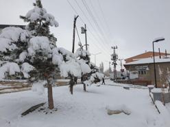 Van'da kar yağışı; 257yerleşim yeri ulaşıma kapandı, Başkale’de okullar tatil edildi