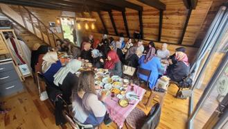 Trabzon’da otizmli anneleri kahvaltıda buluştu