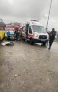 Sultanbeyli'de İETT otobüsü ile otomobil çarpıştı: 6 yaralı