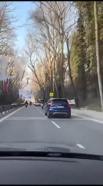 İstanbul- Sarıyer'de motosikletlilerin tehlikeli yolculuğu kamerada