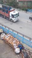 İstanbul-Ataşehir'de elektrik tellerini koparan kamyon sokağı karanlıkta bıraktı