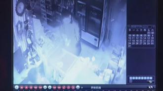 Gaz dolumu yapılan çakmağın patlaması kamerada
