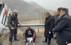 Destici, yaralı şoföre yardım etti