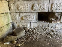 Roma dönemine ait tiyatro kalıntısında kaçak kazıya 6 gözaltı