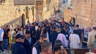 Mardin’e bayramda binlerce yerli ve yabancı turist akın etti
