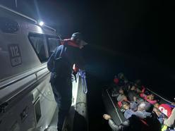 Bodrum’da 23 kaçak göçmen kurtarıldı, 16 kaçak göçmen yakalandı