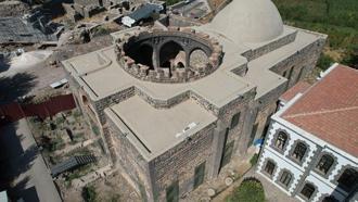 Depremde ağır hasar alan 1600 yıllık kilisede restorasyon; festivale yetişecek