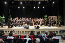 Niğde Belediyesi Türk Müziği Korosu, konser verdi