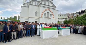 İliç'teki maden faciasında cansız bedenine ulaşılan 2 işçi, toprağa verildi