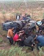 Hatay'da 2 otomobil çarpıştı: 5 ölü, 2 yaralı