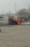 İstanbul- Pendik Kuzey Marmara Otoyolu'nda otomobil alev alev yandı