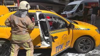 İstanbul - Şişli'de takside yangın: Yolcusunu son anda indirdi