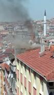 İstanbul- Bahçelievler'de çatı katında çıkan yangını itfaiye söndürdü