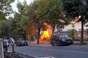 İstanbul - Avcılar’da baraka alev alev yandı