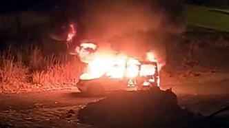 İstanbul - Avcılar’da amcasının park halindeki aracını ateşe verdi
