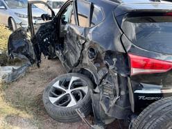 16 yaşındaki sürücü, kız arkadaşının babasından kaçtığı otomobille kaza yaptı