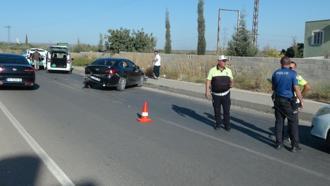 Kilis'te 2 otomobil çarpıştı; 3 yaralı