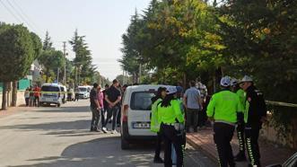 İhbara giden polis bıçaklandı, saldırgan vurularak yakalandı