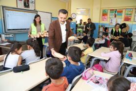 Başkan Kırgöz'den öğrencilere beslenme desteği