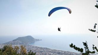 Alanya'da Dünya Yamaç Paraşütü Yarışması yapıldı