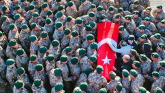 Tunceli'de şehit olan polis memuru, törenle memleketine uğurlandı