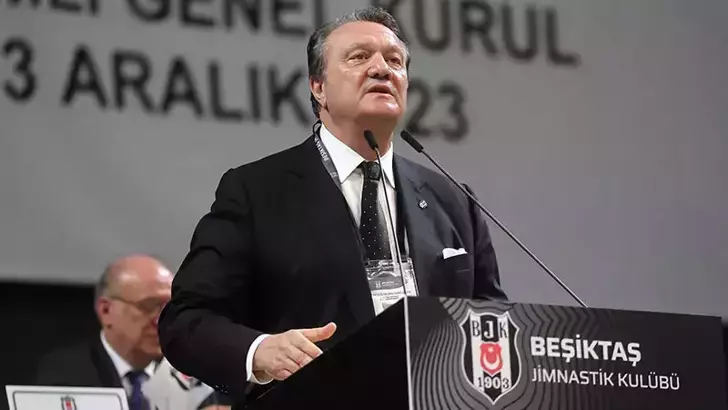 Hasan Arat, Beşiktaş Kulübü Başkanlığını bıraktığını açıkladı