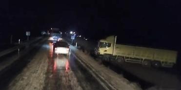 Ankara’da 4 TIR ve 1 otomobilin karıştığı zincirleme kaza