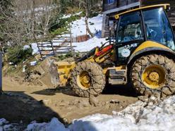 Rize'de heyelan; 4 ev tedbir amaçlı tahliye edildi