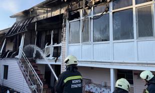 Eski eşi ile komşularını darbedip, evi yaktı