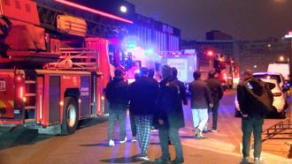İstanbul - Sancaktepe'de oto galericiler sitesinde yangın