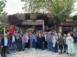 Şirince'de işgaliye artışı sonrası AK Parti'den esnafa destek