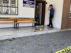 Mahalle muhtarı, silahlı saldırıda yaralandı