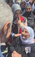 Şehit annesi Cumhurbaşkanı Recep Tayyip Erdoğan'a Kürtçe selam gönderdi