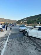 Otomobiller çarpıştı: 7 yaralı
